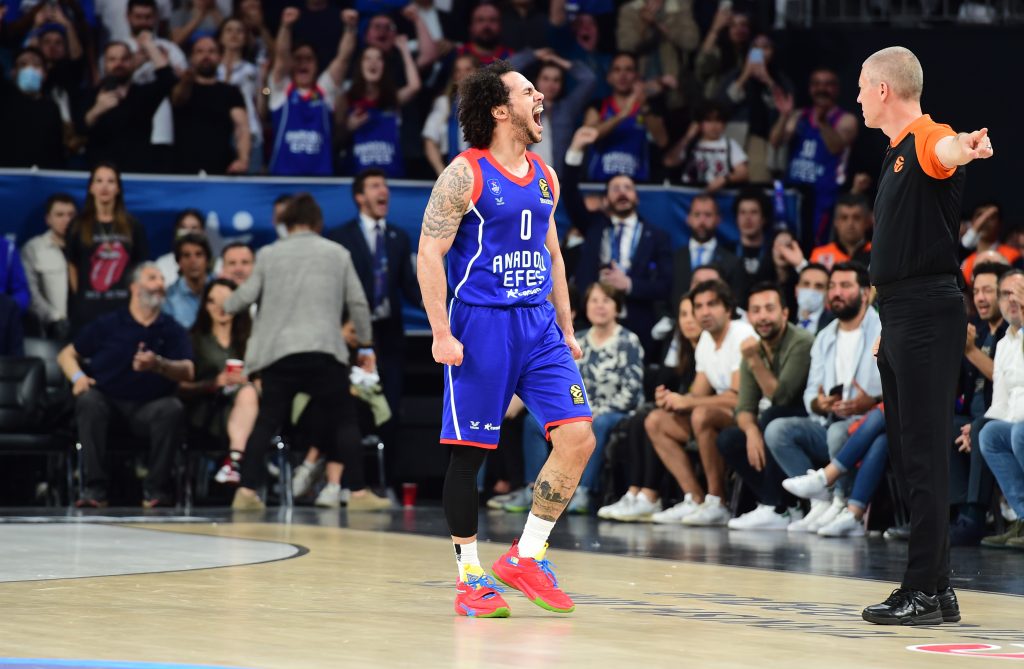 Hrabra Olimpija poklekla u Istanbulu! Efes stigao na korak od fajnal fora