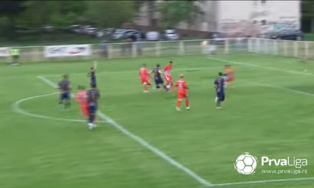 MALA MAJSTORIJA VELIKOG MAJSTORA U stilu futsalera Falkaa, prebacio petom golmana pa zatresao mrežu (VIDEO)