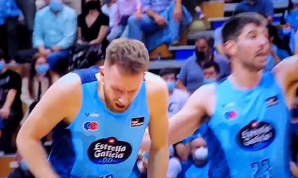 JEZIVO! Musa se umalo nije ugušio, polomljen mu dušnik (VIDEO)