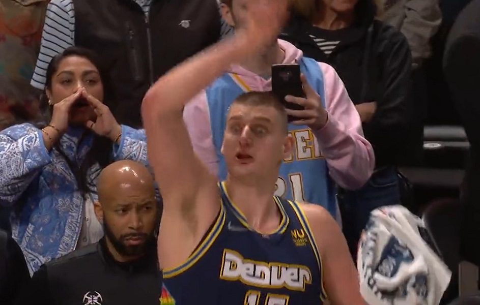 DONEO POBEDU S KLUPE Jokić trenerskim potezom sprečio koš Voriorsa… „Setio sam se u monentu“