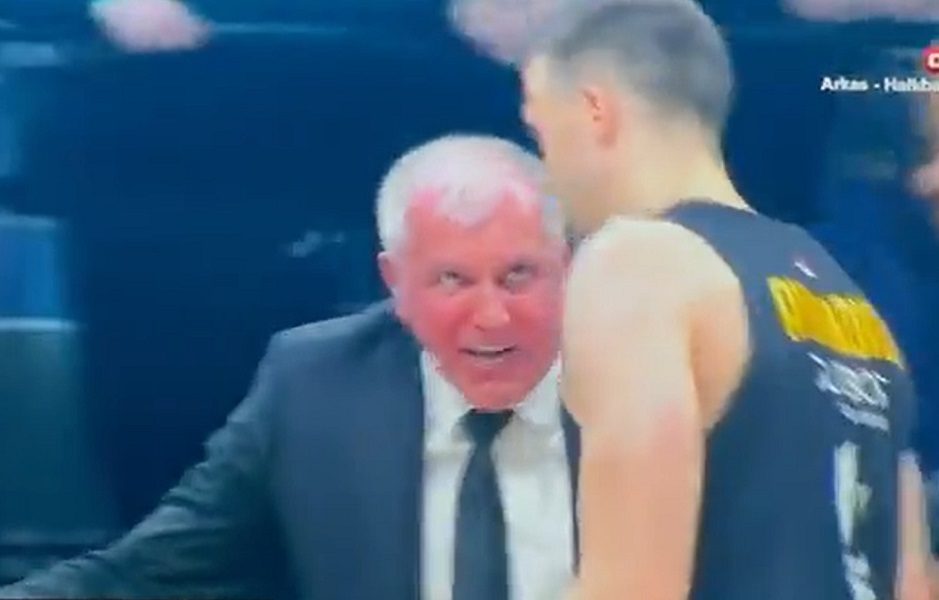 IZNERVIRAN Žoc izgubio živce zbog poteza Avramovića u finišu meča… „Šta radiš ti, bre, stalno“?