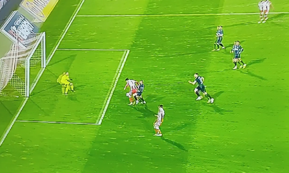 DRUGI PENAL ZA ZVEZDU, SAD I CRVENI KARTON Ben za 2:0 i polufinale Kupa Srbije (VIDEO)