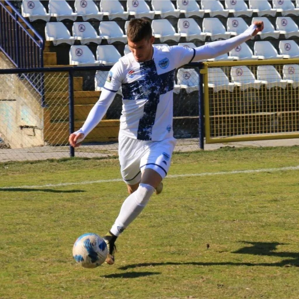 PRVA LIGA Železničar silan u Inđiji, Gigić dvostruki strelac