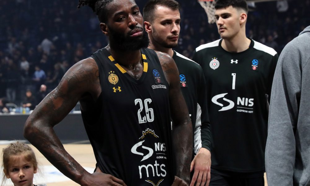 Izbacili Partizan pa dobili nove ugovore!