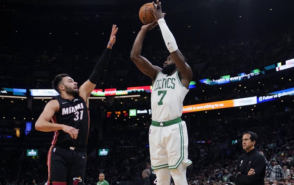 Brejk u Majamiju! Boston na korak do velikog finala
