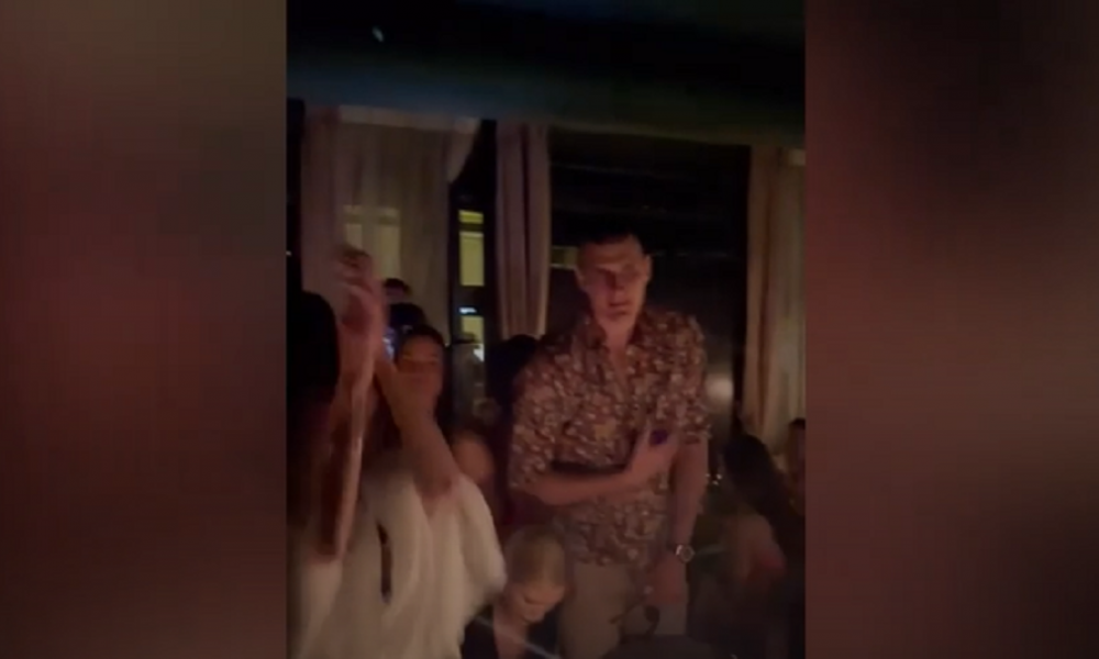 SOMBOR ZAMENIO BEOGRADOM Jokić u Skadarliji uz Tamburaše, hoće li biti gost finala Evrolige? (VIDEO)