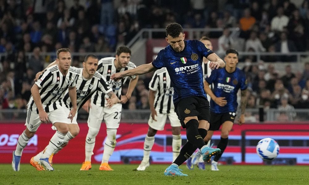 KUP ITALIJE Gol Vlahoviću, trofej Interu (VIDEO)