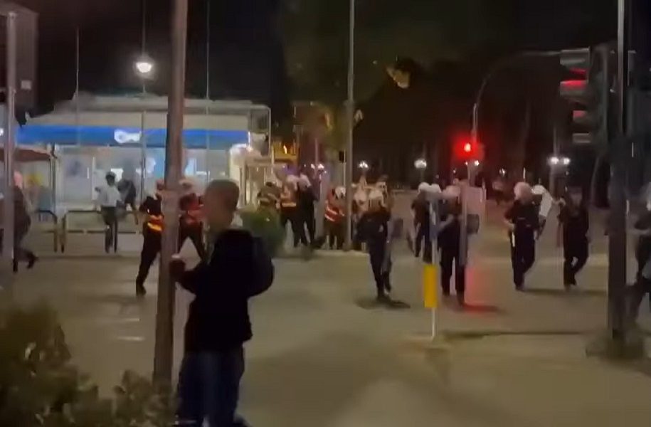 HAOS U TIRANI Potukli se navijači Rome i Fejenorda, na meti i stanovništvo… Najmanje12 policajaca završilo u bolnici! (VIDEO)