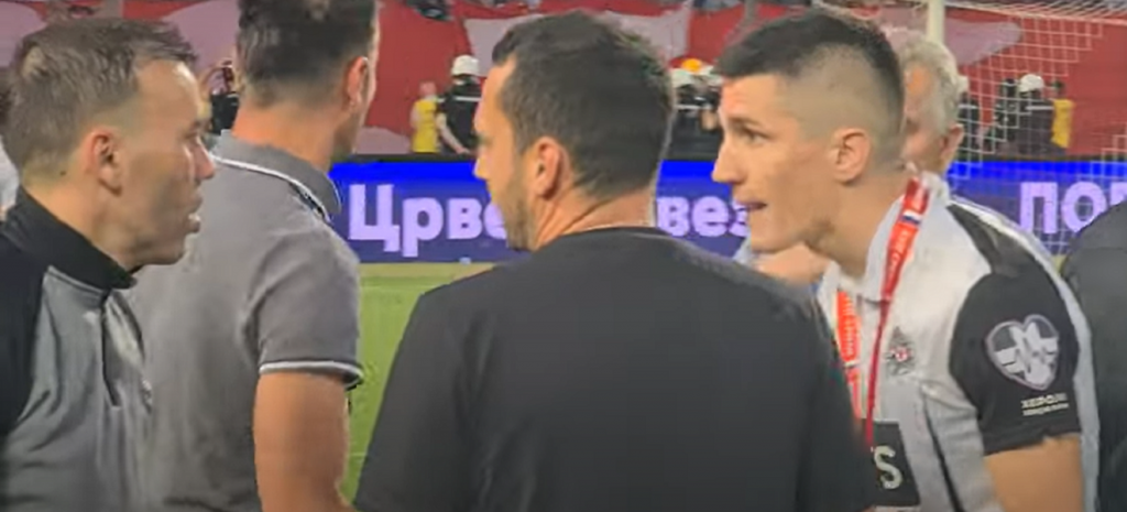 SVAĐA NA TERENU Urošević vikao na Rikarda: Dođi ovamo, bre! (VIDEO)