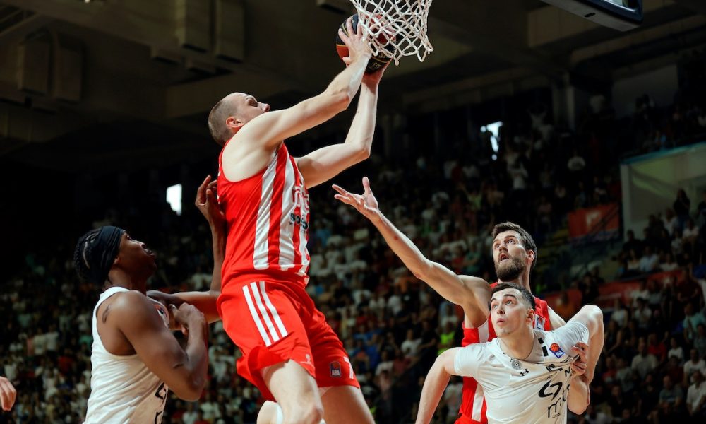 KOŠARKAŠKI RAT U „PIONIRU“ Zvezda na plus tri na poluvremenu