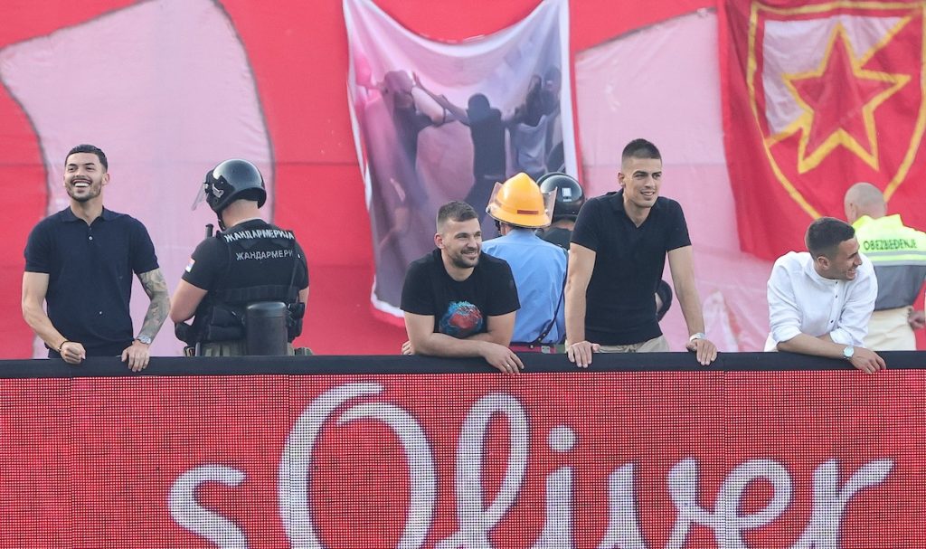 Prijavio povredu, došao da bodri Zvezdu pa dobio otkaz!