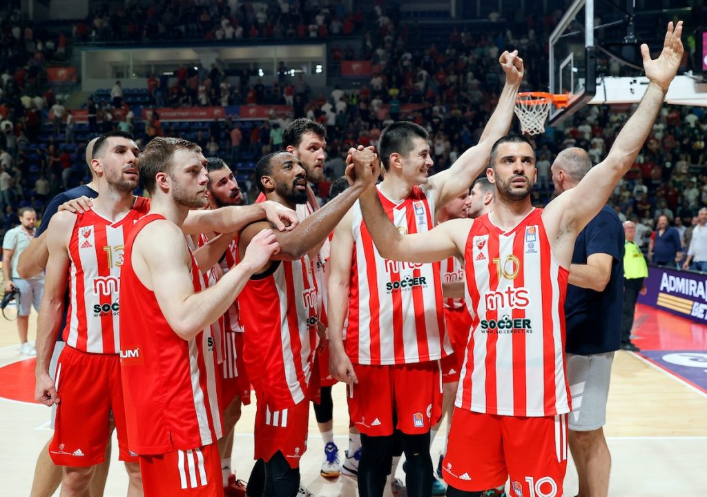U REKORDNOM ROKU Zvezda sve karte podelila za sat vremena!