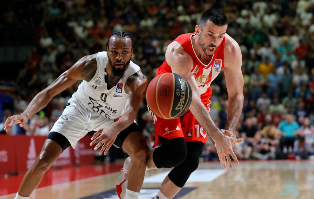BITKA ZA EVROLIGU Zvezda ima recept za pobedu, Partizan traži svoj ritam