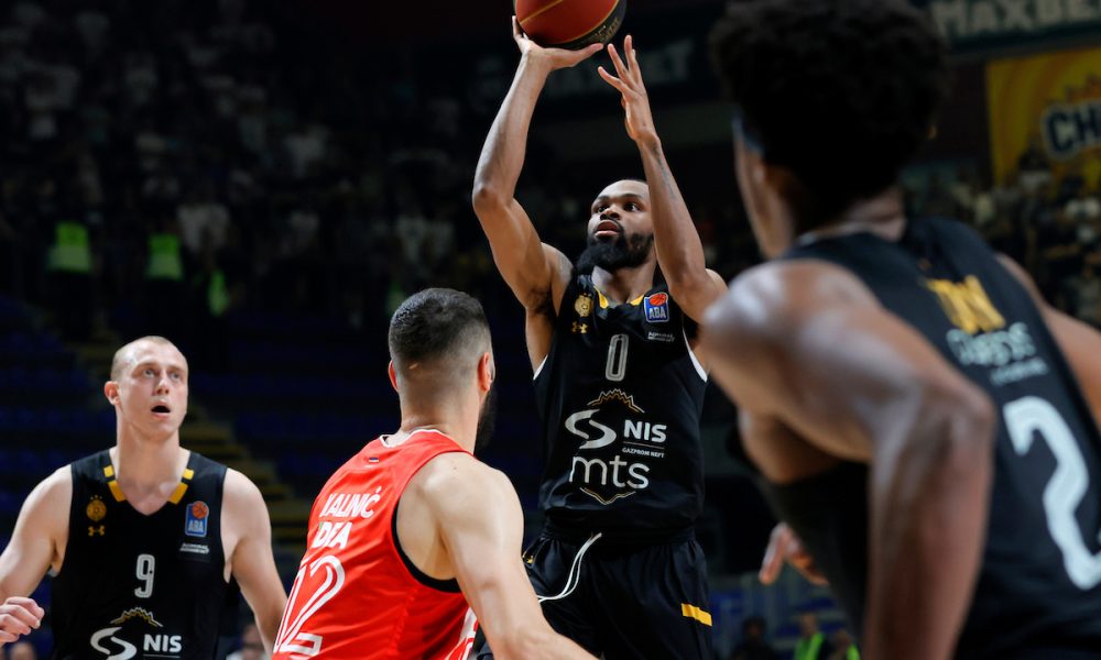 OTKUCAVA SAT… „Dan D“ za Partizan