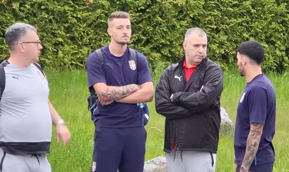 OSVEŽENJE Srpski fudbaleri sleteli u Stokholm, a tamo nije vruće kao ovde (VIDEO)