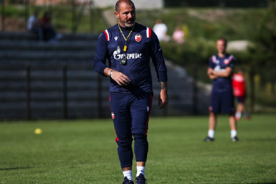 STANKOVIĆ NA MUKAMA Gužva na sredini, jedno veliko ime „curi“?