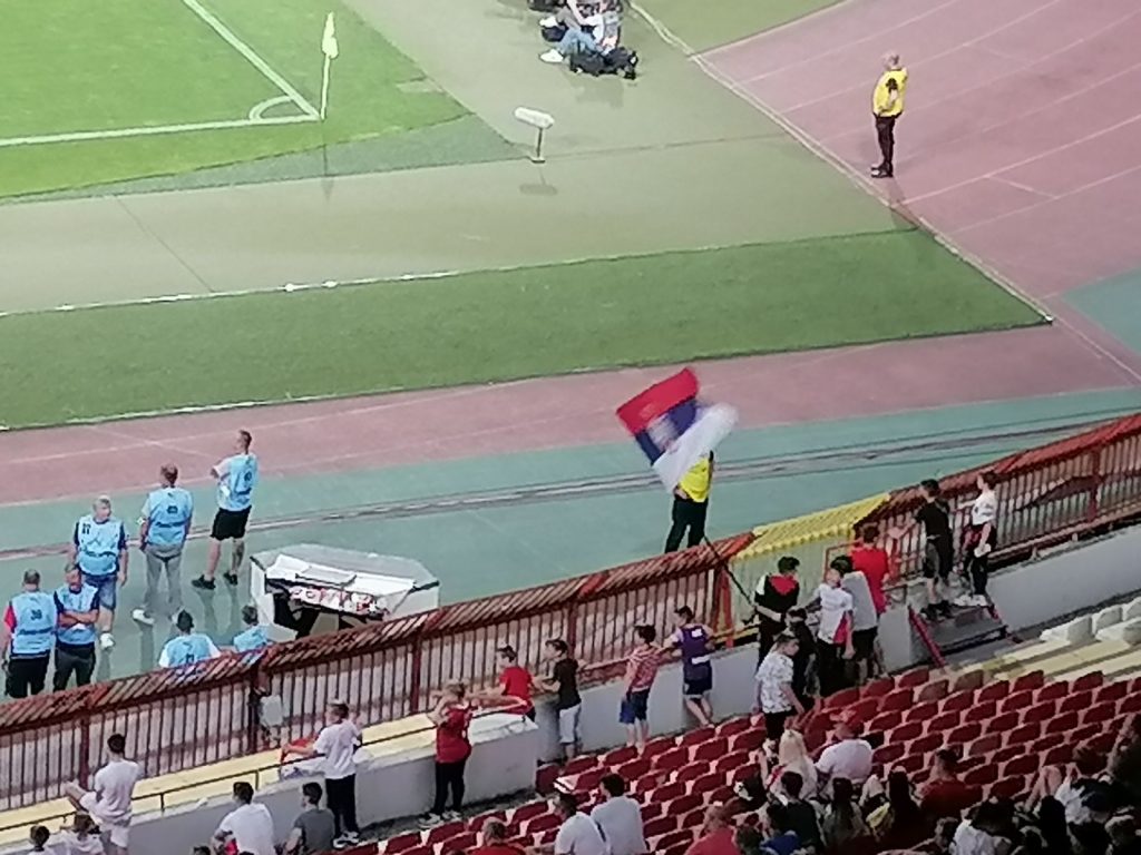 „Orlovima“ stiže podrška sa tribina, ali ni norveški navijači ne zaostaju (VIDEO)