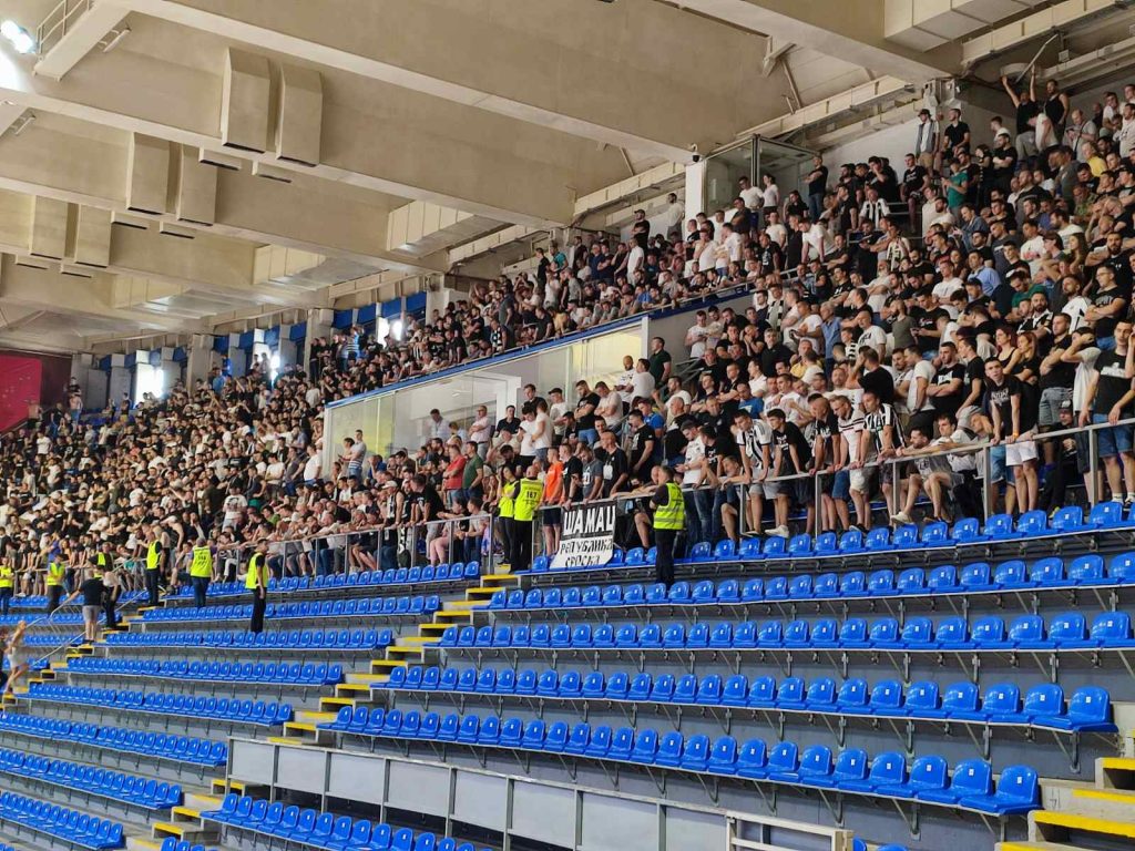 NEOBIČAN AMBIJENT Partizan uz podršku sezonaca juri izjenačenje u seriji (VIDEO)