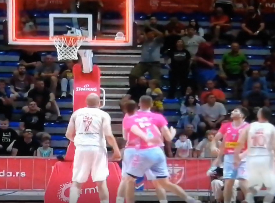 OBAVEZNO POGLEDAJTE Ovakav pogodak Lazić nikada do sada nije postigao (VIDEO)