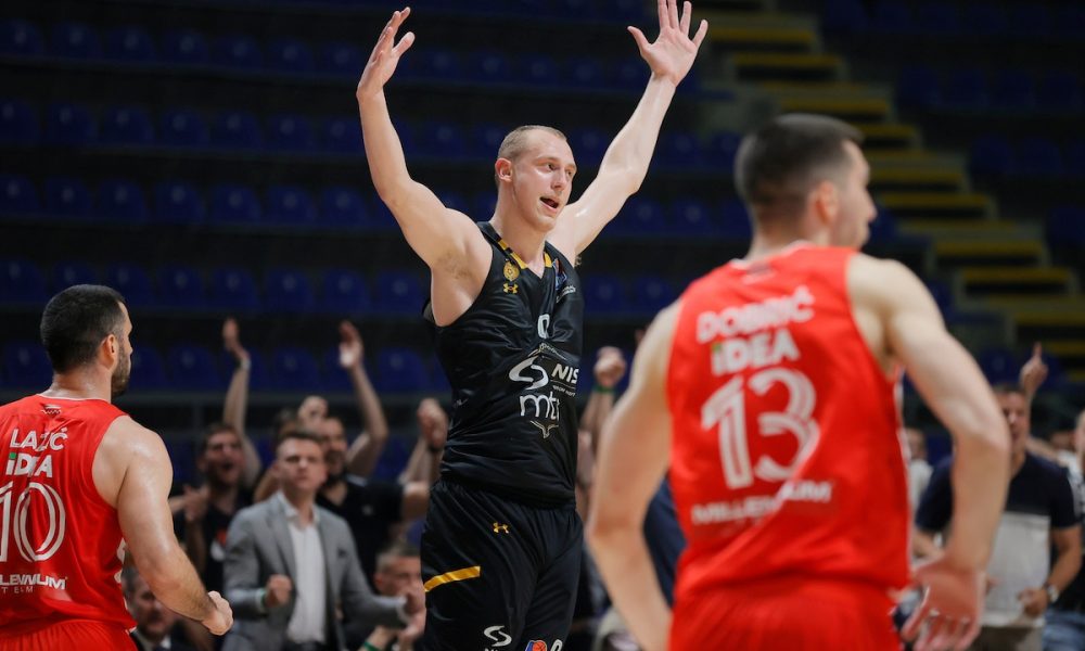 FENOMENALNI CRNO-BELI Partizan maestralnom partijom razbio Crvenu zvezdu i zakazao majstoricu za prsten i Evroligu!