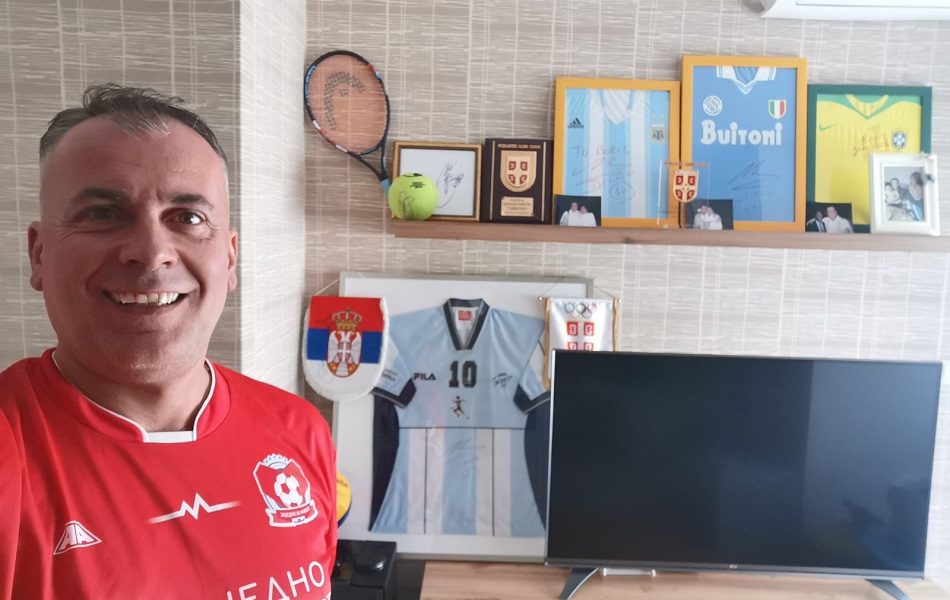 JEDAN OD 10 MILIONA! FIFA izabrala navijača koji će da predstavlja Srbiju u Kataru… Vrhovac za MaxBet sport: O ovome nisam mogao ni da sanjam!