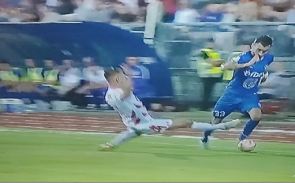 SUDIJSKI EKSPERT: Gobeljić je zaslužio „oranž“ karton, srećom nije povredio protivnika! (VIDEO)