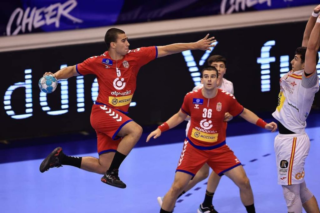 MAXBET SPORT INTERVJU Miloš Kos je novi srpski rukometni bombarder! Odbio Bosance, zaigrao za „orlove“ i oduševio… Junak u pohodu na bronzu!