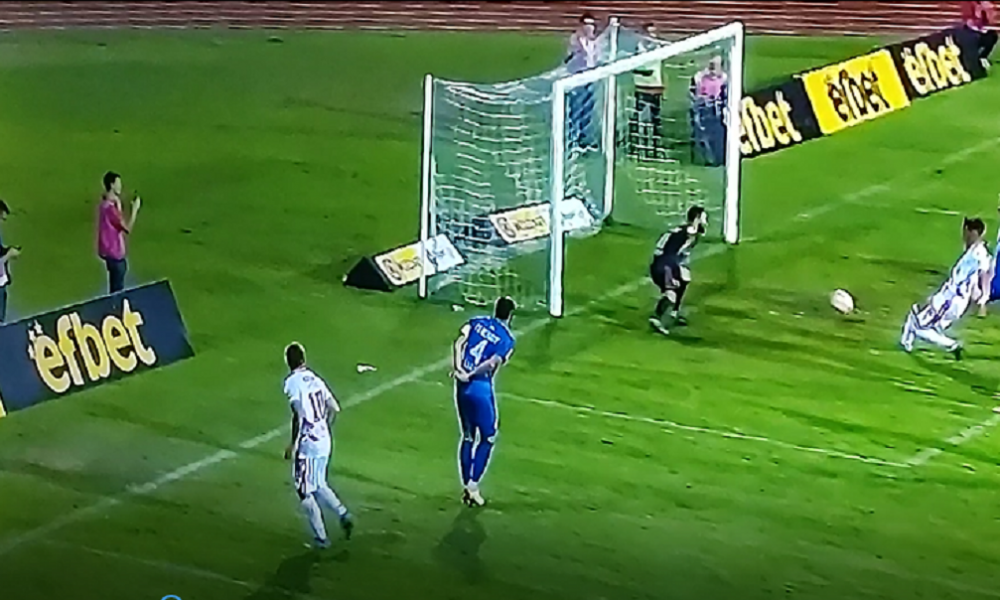 DVA GOLA U LUČANIMA Pogodak mladog Mitrovića na debiju, majstorska kretnja Kataija! Mladost smanjila na 2:1 (VIDEO)