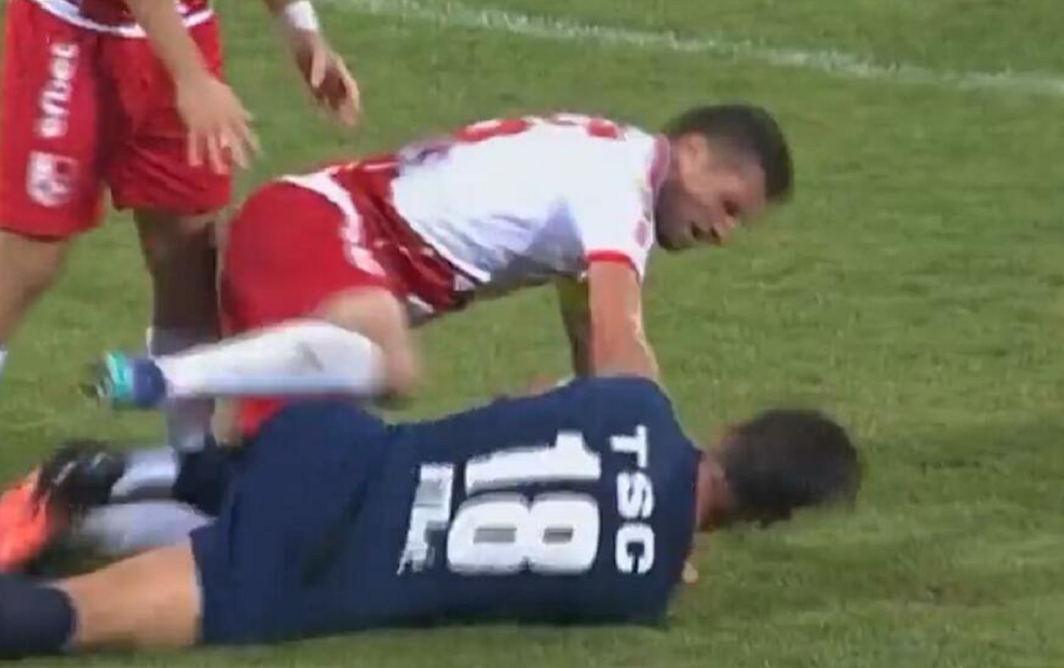 SKANDAL! Kapiten Radničkog pesničio fudbalera TSC-a (VIDEO)