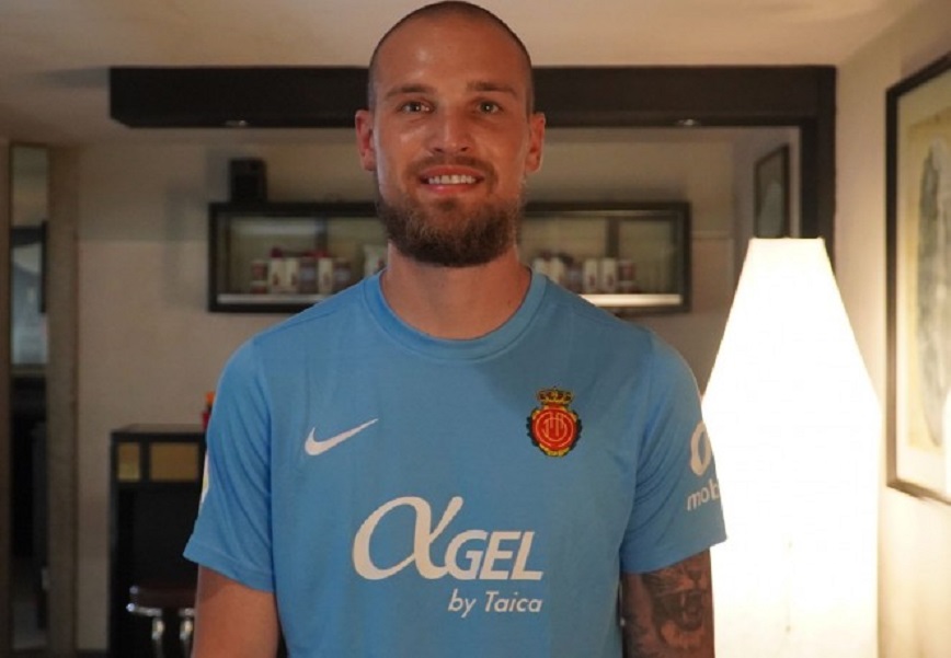 POTVRĐENO PISANJE MAXBET SPORTA Reprezentativac Srbije promenio klub, ali i zemlju!