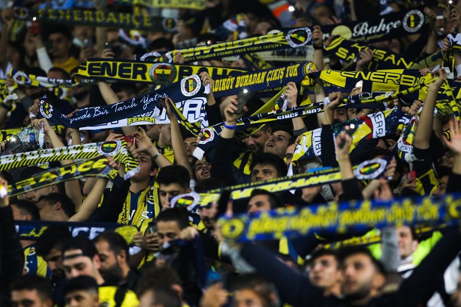 UEFA kaznila Fenerbahče zbog skandiranja Putinu