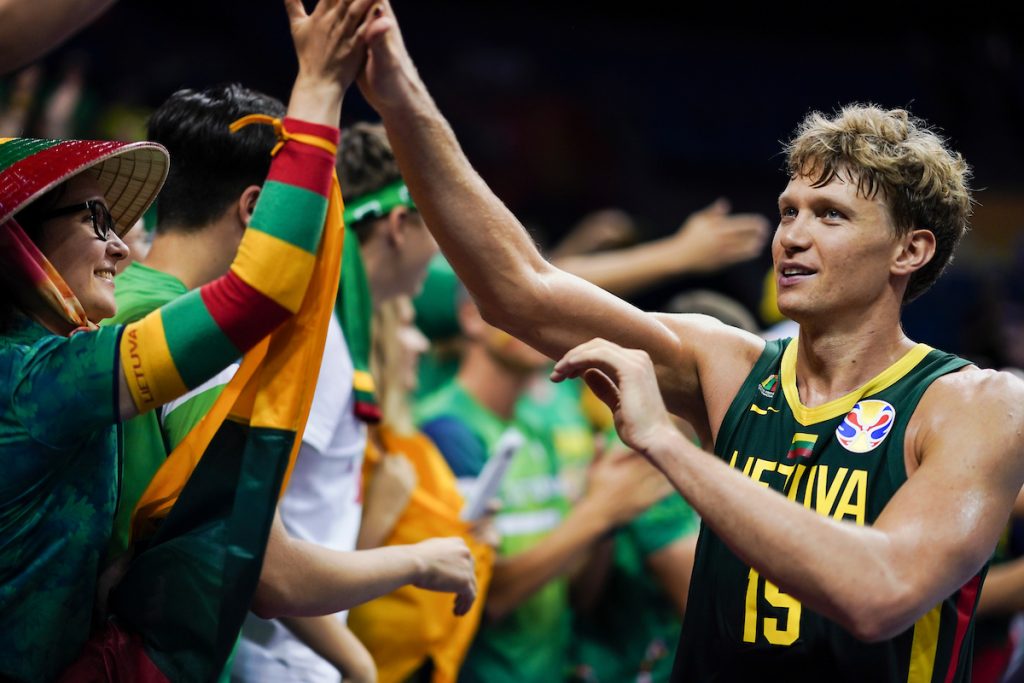 KUZMINSKAS KUKA: Naravno da smo rizikovali sa njegovim šutem! Čovek ima ispod 20 posto za tri!