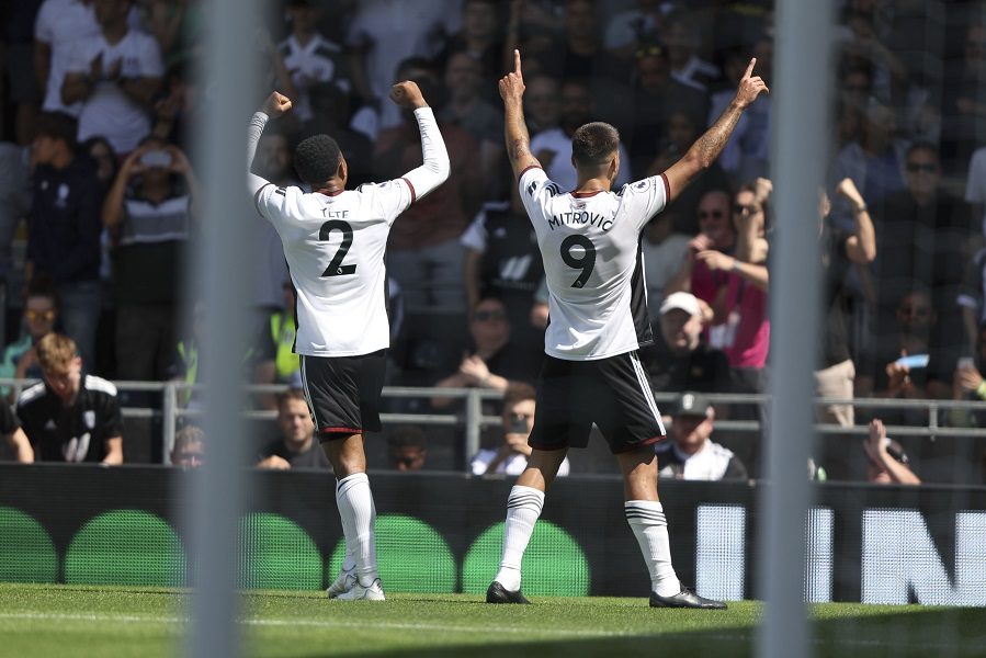 GDE JA STADOH, TI PRODUŽI Vlahović pokrenuo srpsku lavinu širom Evrope, Mitrović pogodio protiv Arsenala! (VIDEO)