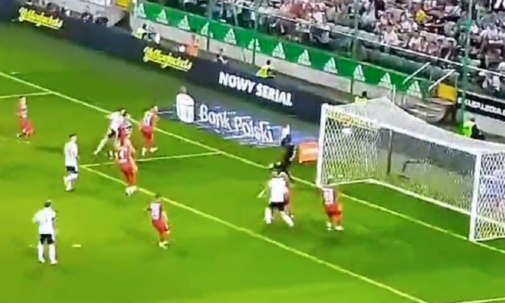 Reprezentativac Srbije golom proslavio rođenje prinove! (VIDEO)