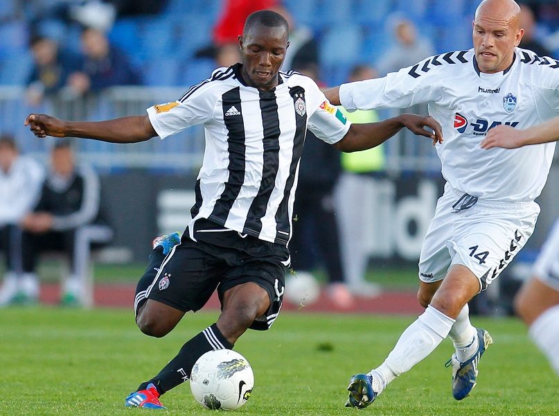 Dve i po godine proveo u Partizanu, potom otišao u Bolton, a sada je potpisao za drugoligaša