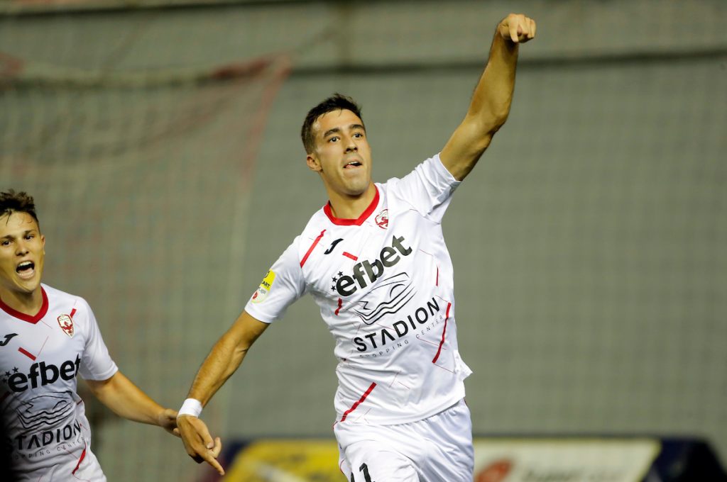 SUPERLIGA SRBIJE Vujanović u 90. minutu doneo pobedu Voždovcu!
