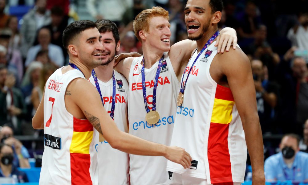 SRBIJO, GLEDAJ I UČI Španska lekcija – kako da budeš najbolji u košarci!