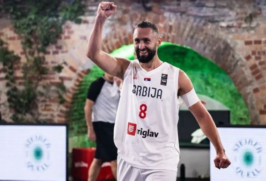 Novi Sad posvetio obnovljeni teren srpskim basketašima