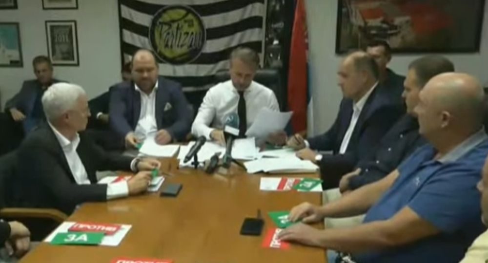 HAOS SE NASTAVLJA Pobedu proglasio i Ostoja Mijailović!
