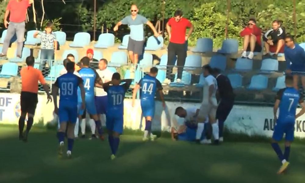 DRAMA U KOMŠILUKU Strašan udarac glavom o zid i molitve za nesrećnog fudbalera (VIDEO)