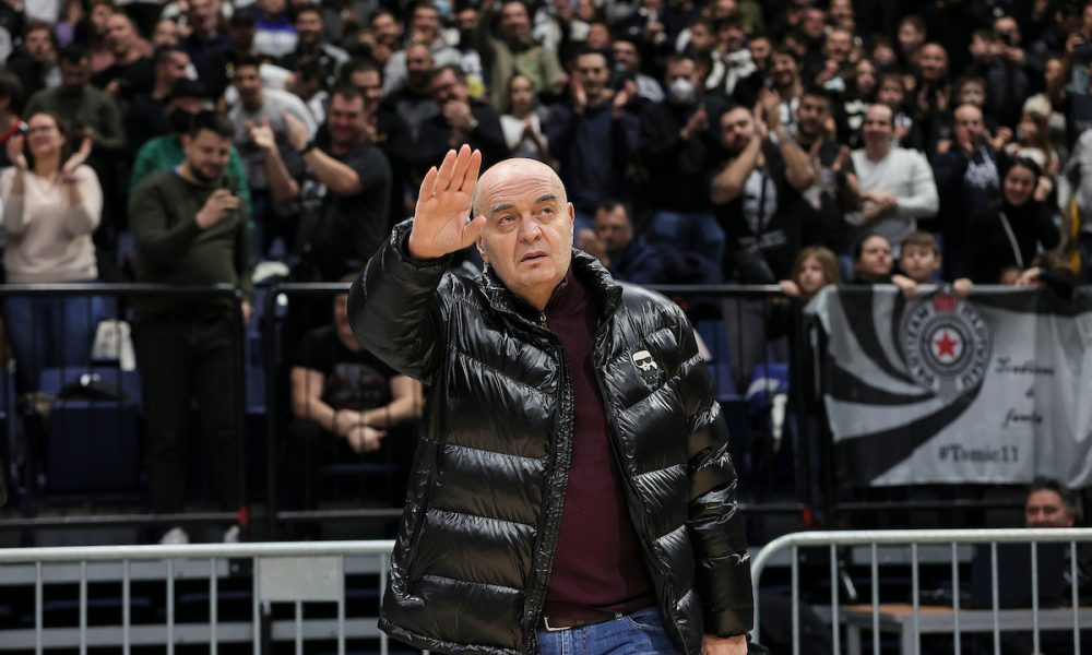 NIJE DA VOLIM ZVEZDU, ALI… Vujošević iznenadio „delije“ pred meč sa Barsom