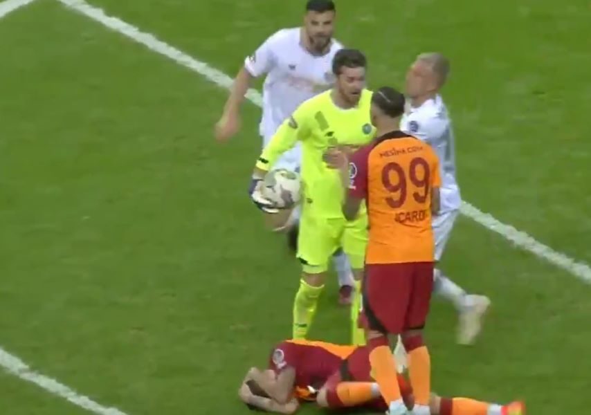 NIJE MU DUGO TREBALO Ikardi hteo da se bije na debiju za Galatasaraj (VIDEO)