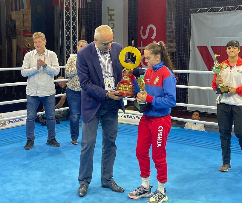 Sara Ćirković opet pobednica Vojvođanske zlatne rukavice