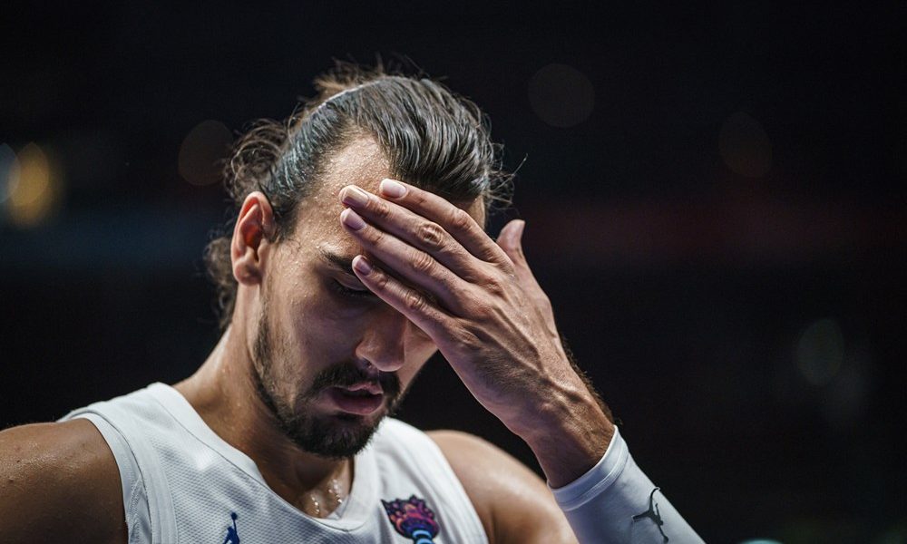 UMALO PUKLA BRUKA Šta se dešava sa Hrvatskom? Izraziti autsajder joj zadavao ozbiljne probleme