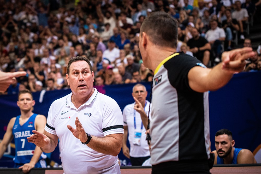 NAČETA JE GORUĆA TEMA Poznato ko sudi završnicu Evrobasketa: FIBA priznala greške