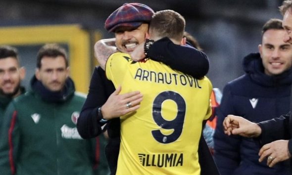 Mihajlović i Arnautović u Bolonji (Foto: Beta/AP)