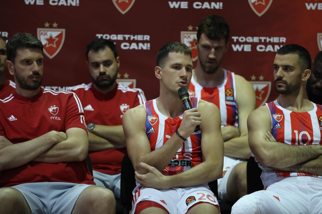 DOŠAO DA BUDE LIDER Entuzijastični Nedović spreman da nosi Zvezdu do uspeha: Svestan sam da će dosta toga da zavisi od mene!