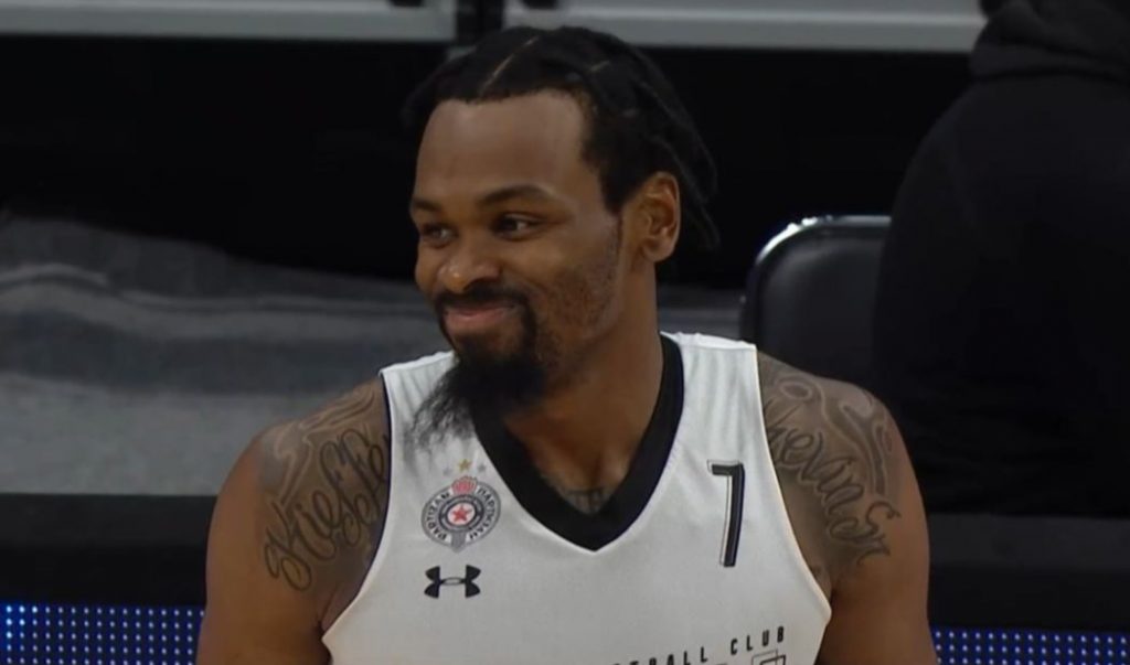 ČETVRTO MESTO ZA PARTIZAN Obradović eksperimentisao, pa izgubio: Panter isključen sa utakmice
