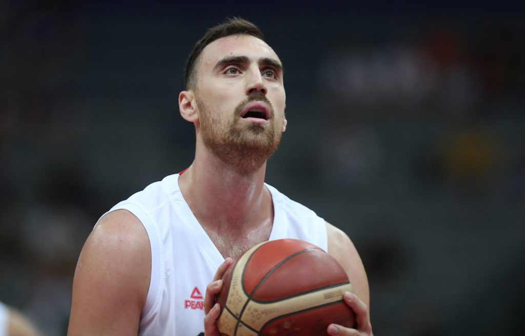 MILUTINOV MVP KOLA Centar srpske reprezentacije dominirao protiv Partizana