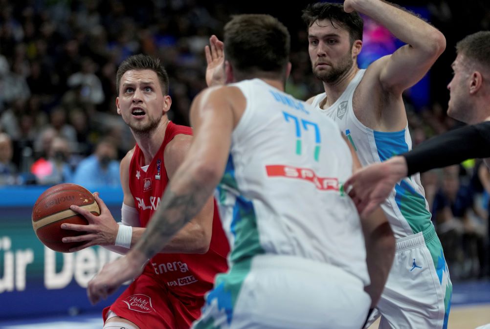 ŠTA SE KRIJE IZA NAJVEĆE SENZACIJE EVROBASKETA? Slovenci mamurni izašli na megdan Poljacima!?